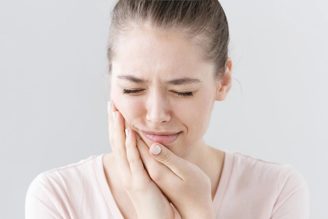 Toothaches and Smoking: The Hidden Dangers