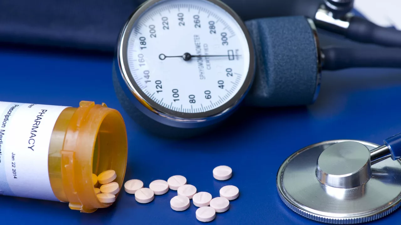 How to switch from another blood pressure medication to Lisinopril